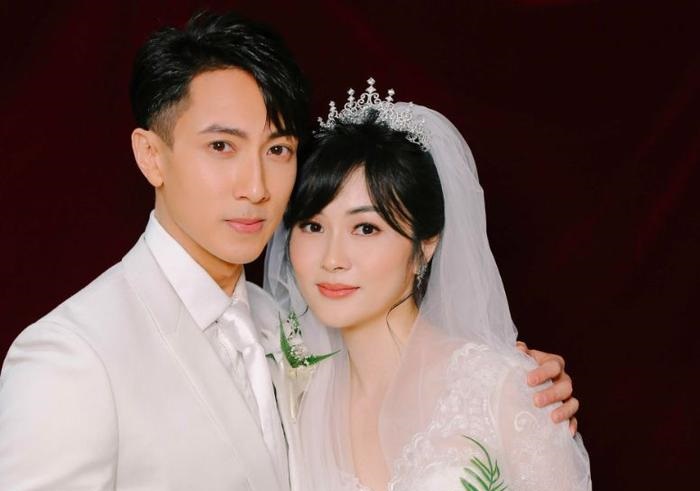 吴尊老婆首露面，吴尊老婆颜值